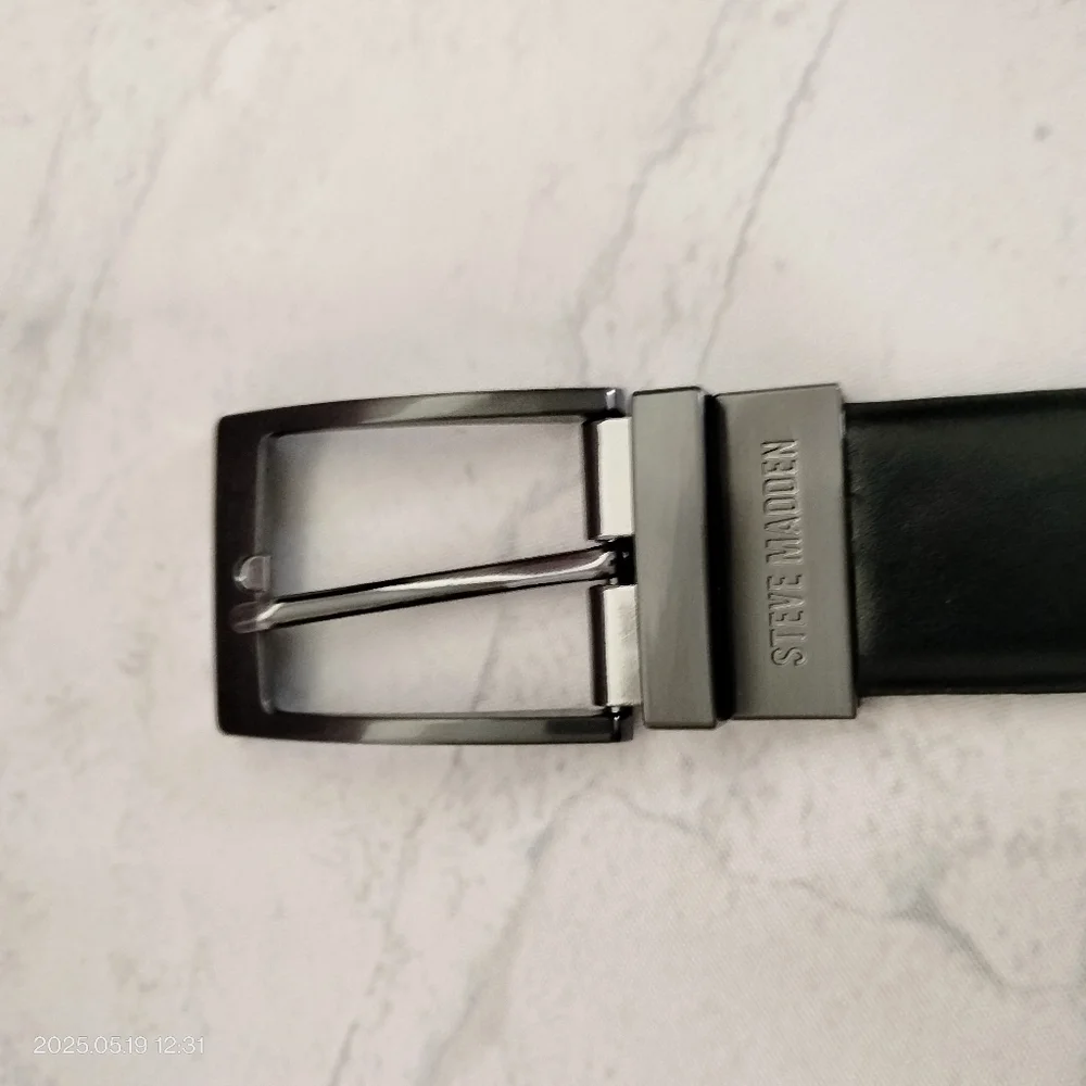 Steve Madden Black/Brown Reversible Sz 38 Belt Silver Buckle Classic Business